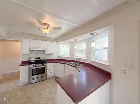 5401 Bentgrass Drive Raleigh NC 27610