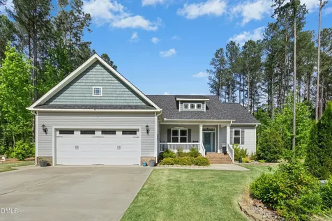 83 Highclere Lane Selma NC 27576