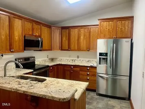 102 Shotts Court Cary NC 27511