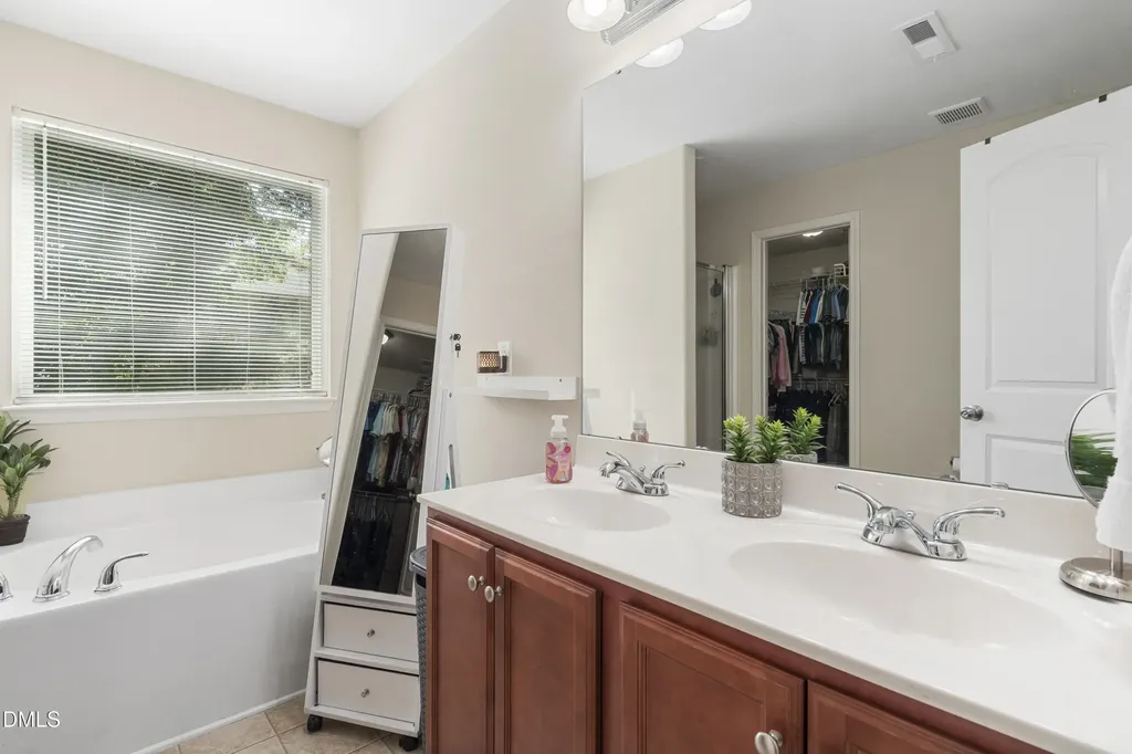 1519 Brownairs Lane Raleigh NC 27610