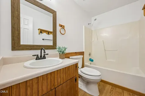 512 Rockvale Court Benson NC 27504