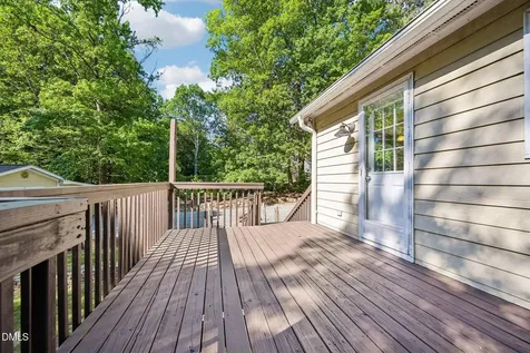 512 Rockvale Court Benson NC 27504