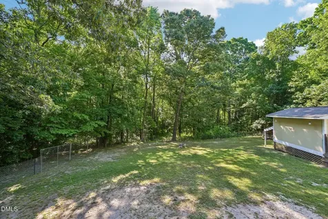 512 Rockvale Court Benson NC 27504