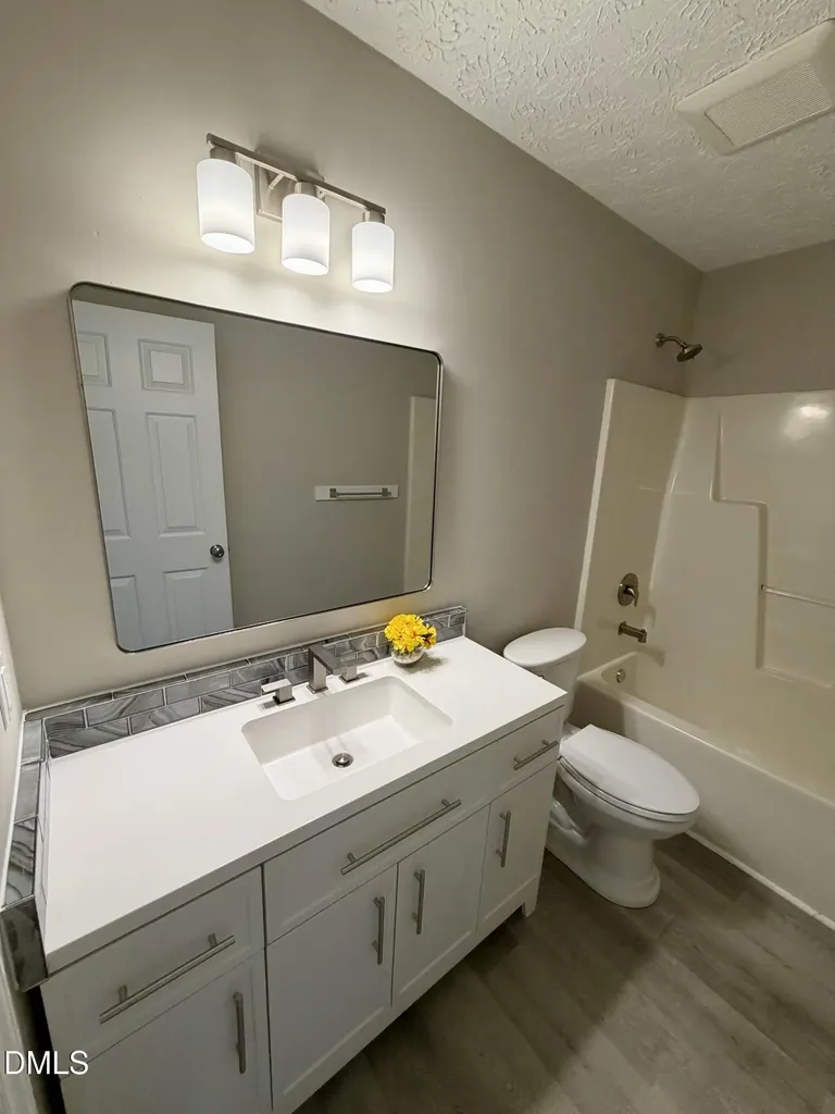 2825 Midway Park Court Raleigh NC 27610