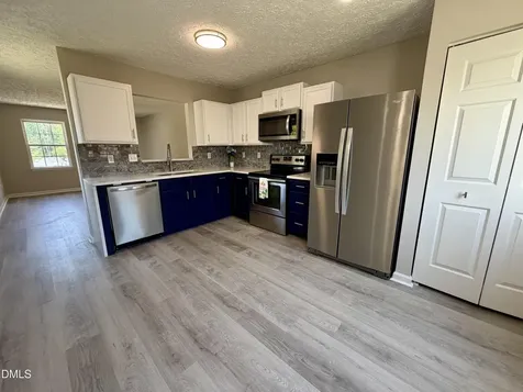 2825 Midway Park Court Raleigh NC 27610