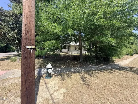 1011 W New York Avenue Southern Pines NC 28387