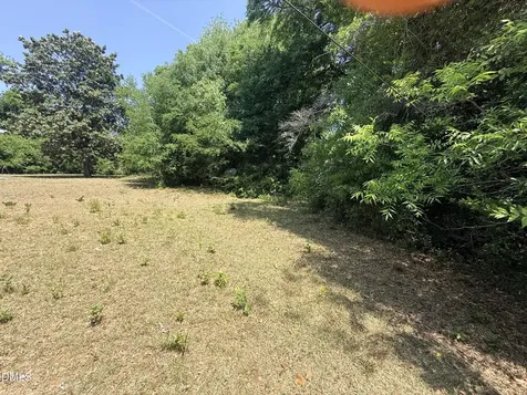 1011 W New York Avenue Southern Pines NC 28387