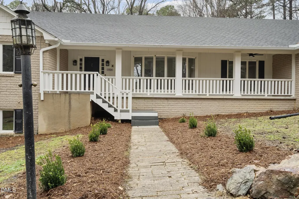 1504 Homestead Road Chapel Hill NC 27516