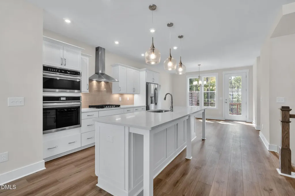 1112 Blackthorn Lane Durham NC 27703