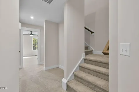 1112 Blackthorn Lane Durham NC 27703