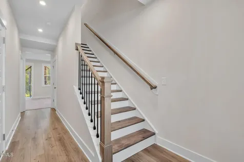 1112 Blackthorn Lane Durham NC 27703