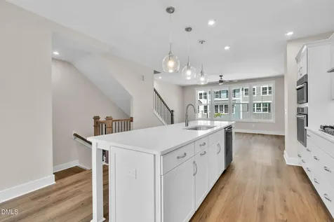 1112 Blackthorn Lane Durham NC 27703