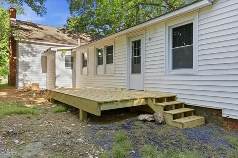 511 S Pine Street Spring Hope NC 27882