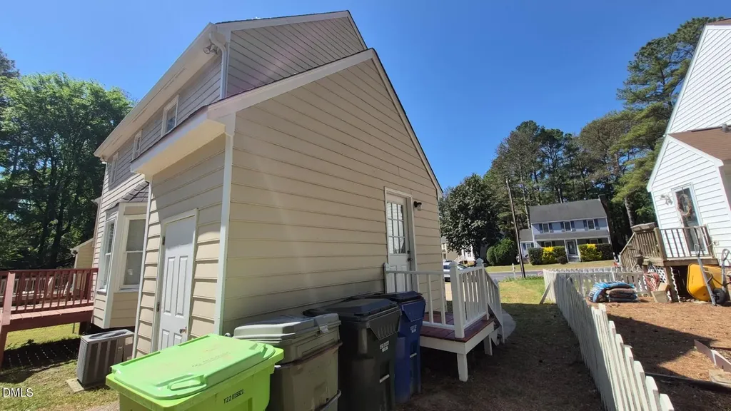 7220 Ewing Place Raleigh NC 27616