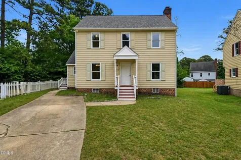7220 Ewing Place Raleigh NC 27616