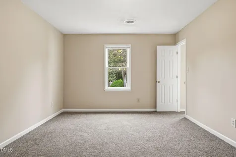 7220 Ewing Place Raleigh NC 27616