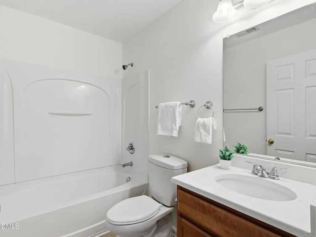 8311 Hempshire Place Raleigh NC 27613