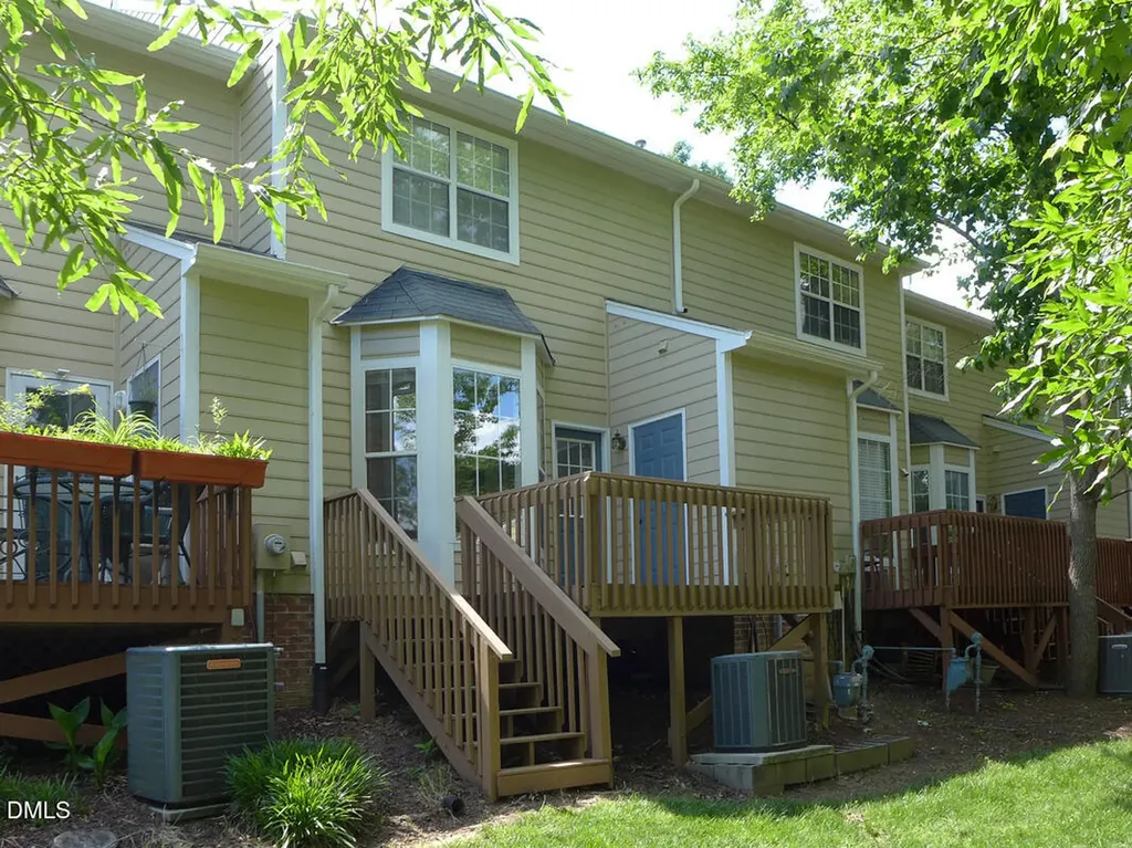 234 Standish Drive Chapel Hill NC 27517