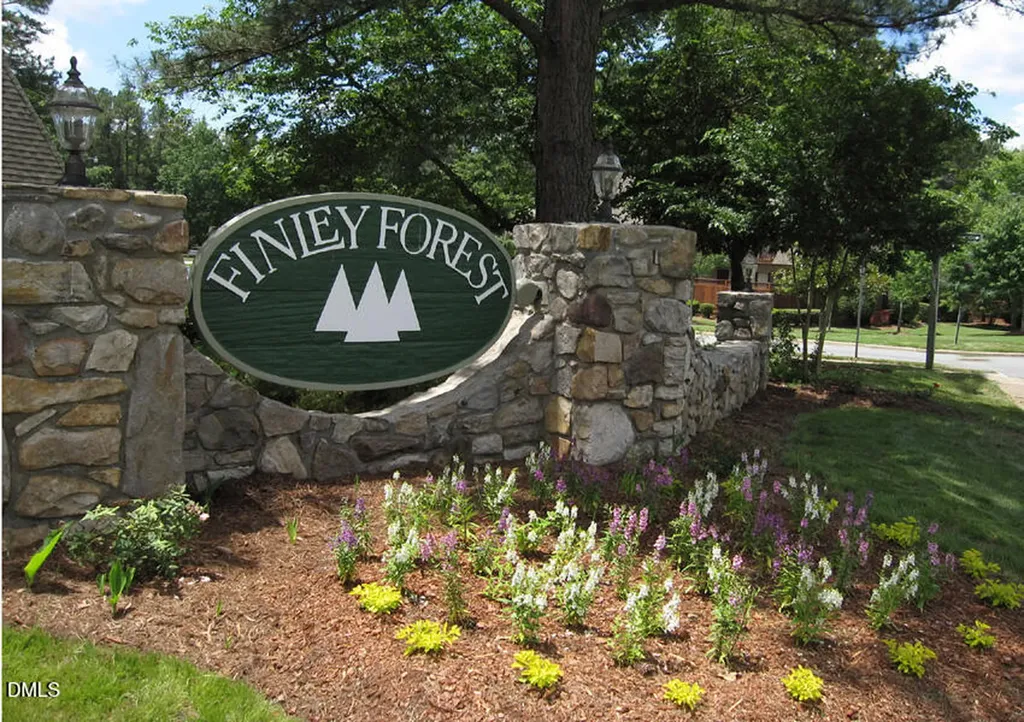 400 Summerwalk Circle Chapel Hill NC 27517