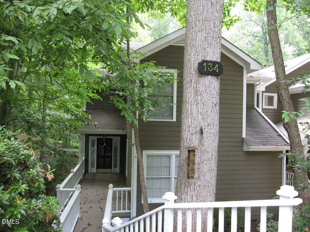 134 Channing Lane Chapel Hill NC 27516