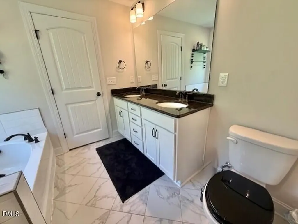 77 Capewood Court Garner NC 27529