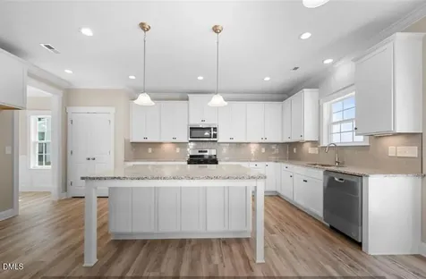 1442 Reading Court Burlington NC 27217