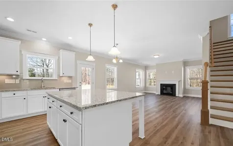 1442 Reading Court Burlington NC 27217