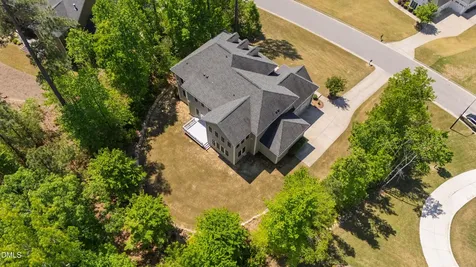 122 Leatherwood Lane Chapel Hill NC 27517