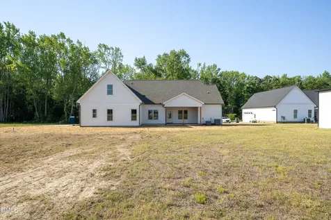 168 Banner Elk Road Benson NC 27504