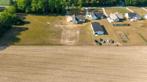 168 Banner Elk Road Benson NC 27504