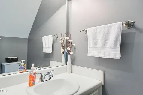 8507 Mount Valley Lane Raleigh NC 27613