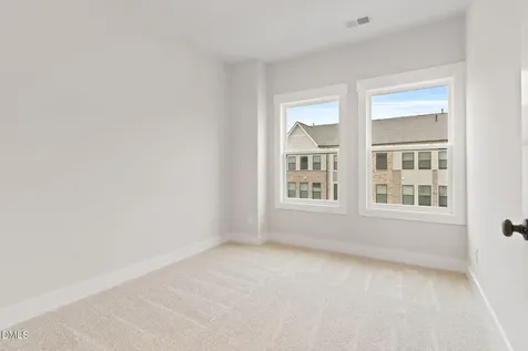 792 Ballyneal Alley Cary NC 27513