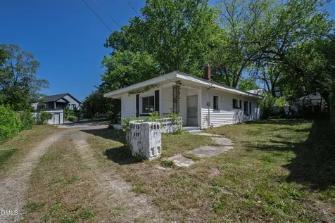 2618 Bedford Avenue Raleigh NC 27607
