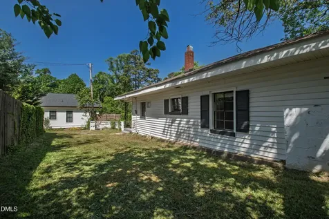 2618 Bedford Avenue Raleigh NC 27607