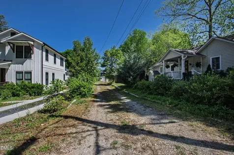 2618 Bedford Avenue Raleigh NC 27607