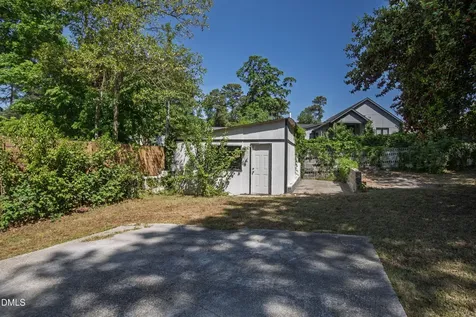 2618 Bedford Avenue Raleigh NC 27607