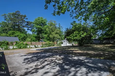 2618 Bedford Avenue Raleigh NC 27607