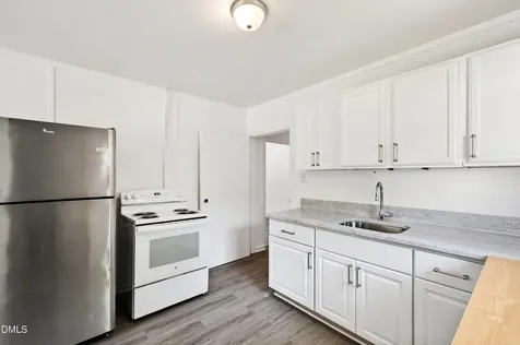 2618 Bedford Avenue Raleigh NC 27607