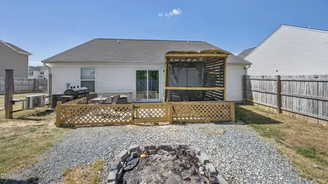 132 Steamboat Lane Burlington NC 27217