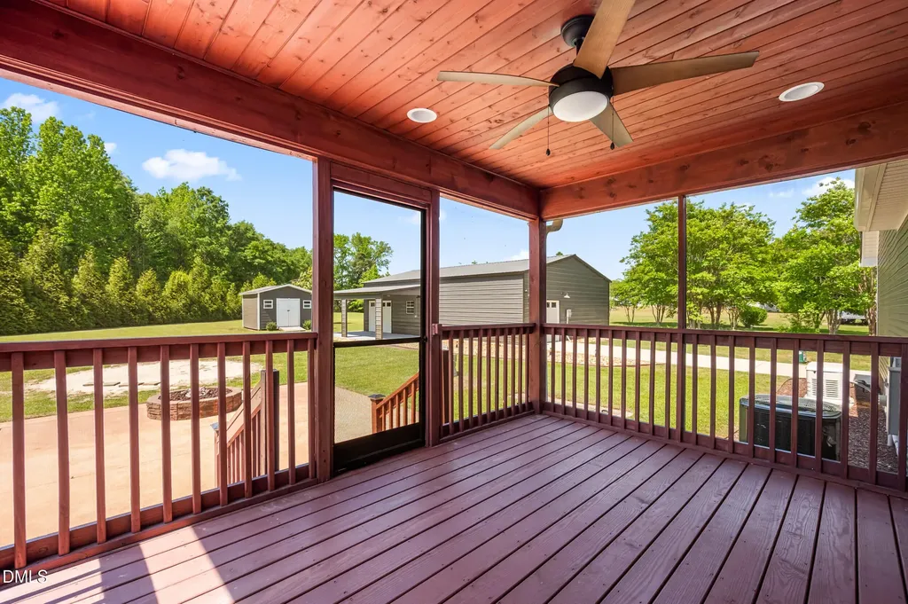 243 Silver Tee Court Selma NC 27576