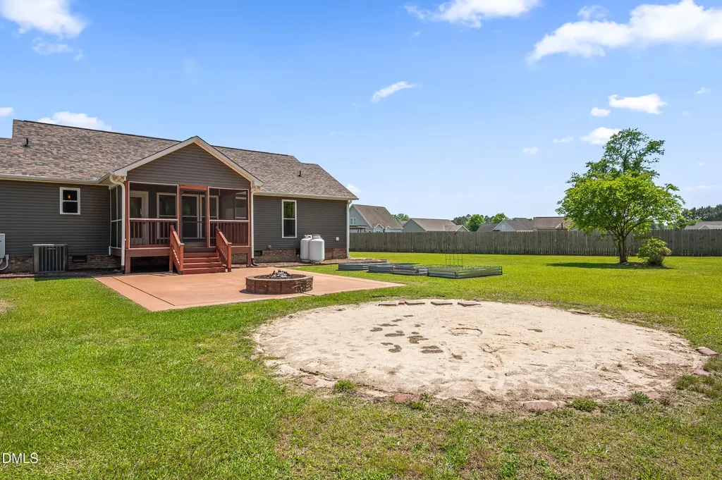 243 Silver Tee Court Selma NC 27576