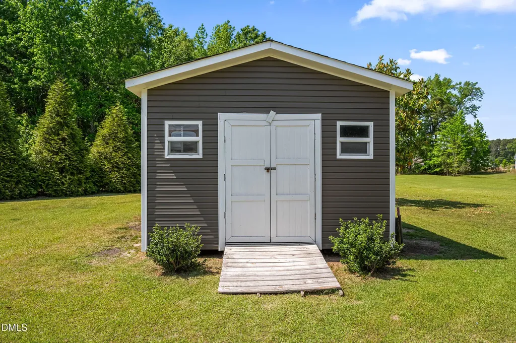 243 Silver Tee Court Selma NC 27576