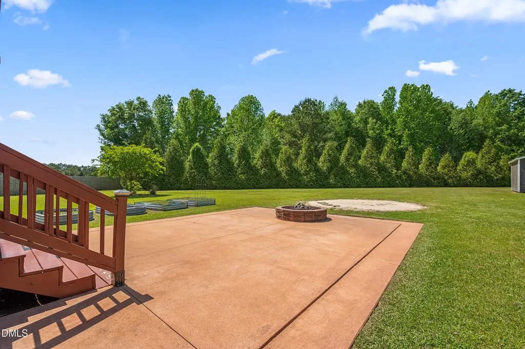 243 Silver Tee Court Selma NC 27576