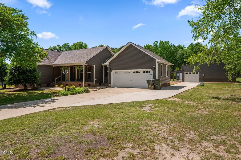 243 Silver Tee Court Selma NC 27576