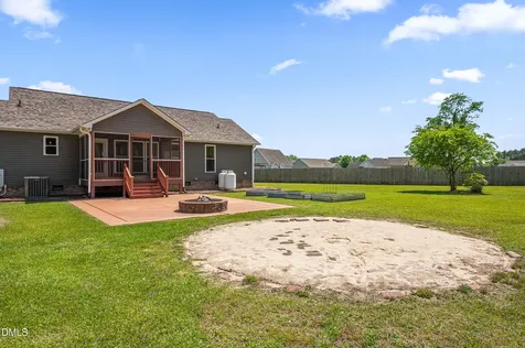 243 Silver Tee Court Selma NC 27576