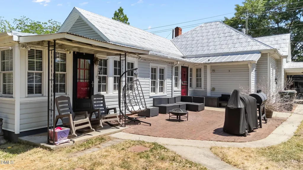 532 N Oneil Street Clayton NC 27520