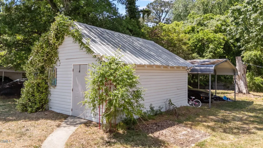 532 N Oneil Street Clayton NC 27520