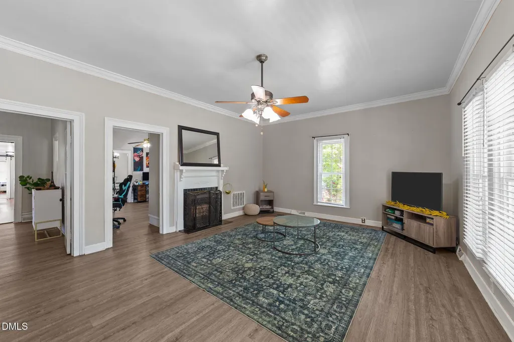 532 N Oneil Street Clayton NC 27520