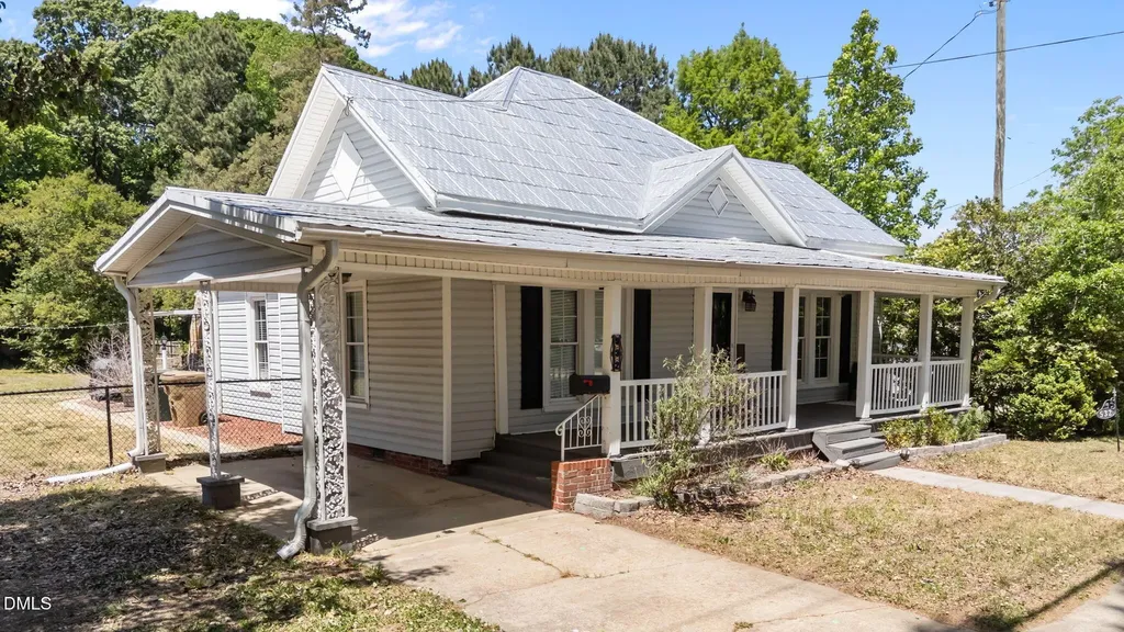532 N Oneil Street Clayton NC 27520