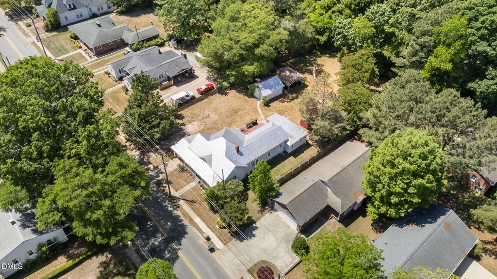 532 N Oneil Street Clayton NC 27520